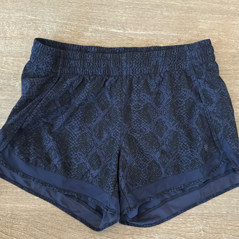 Athleta mesh racer run short 4”